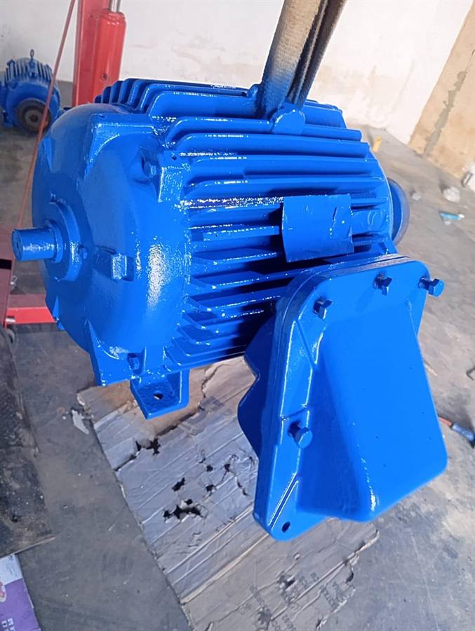 Motor industrial reparado y probado